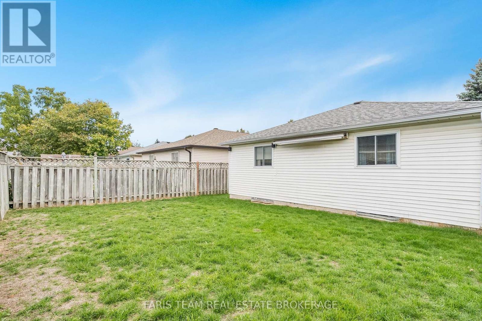 24 Laurie Crescent, Barrie (Wellington), Ontario  L4M 6C7 - Photo 29 - S12962994