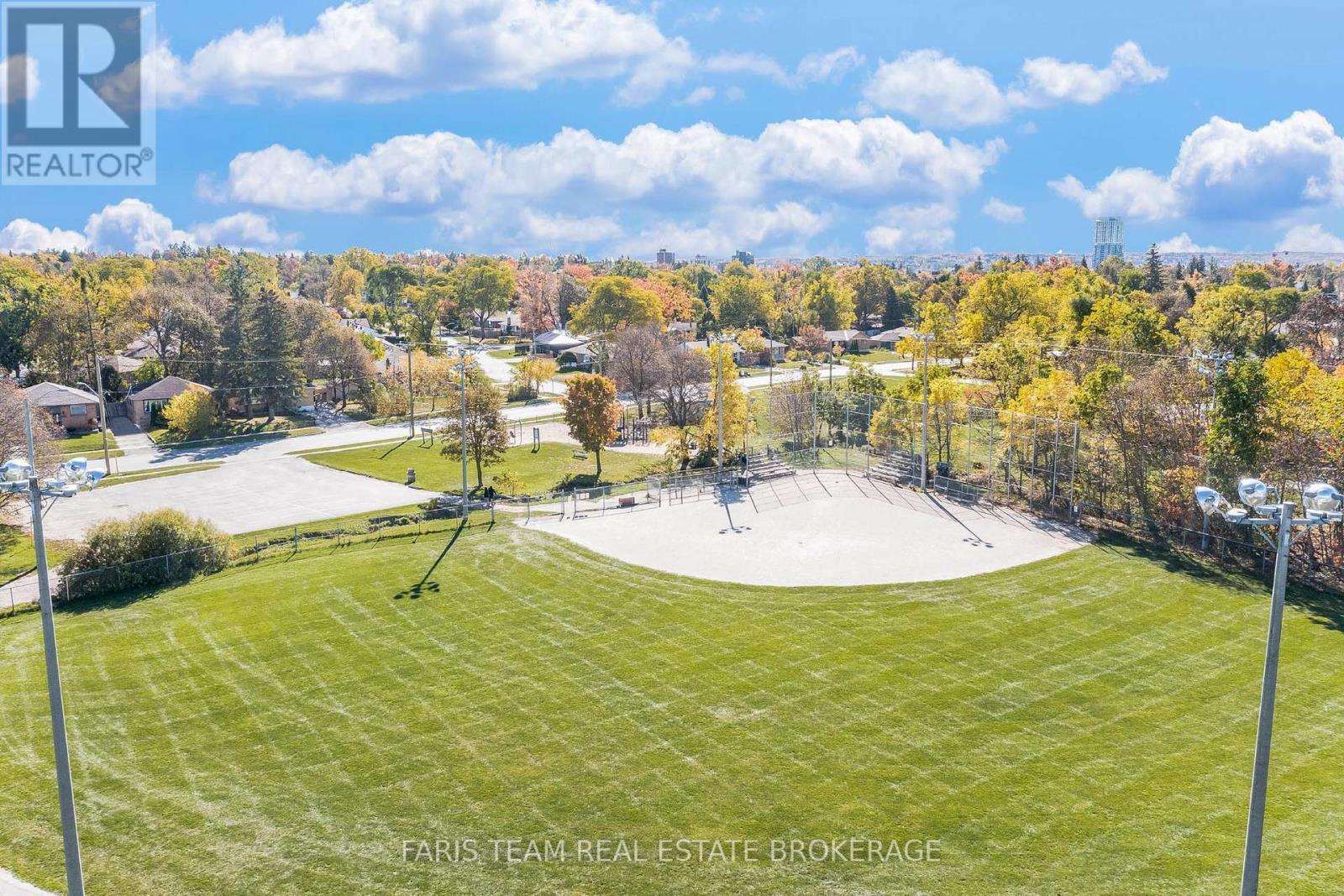 24 Laurie Crescent, Barrie (Wellington), Ontario  L4M 6C7 - Photo 35 - S12962994