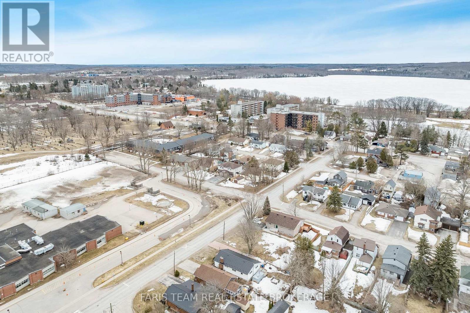 534 Wellington Street, Midland, Ontario  L4R 4W6 - Photo 32 - S12963018