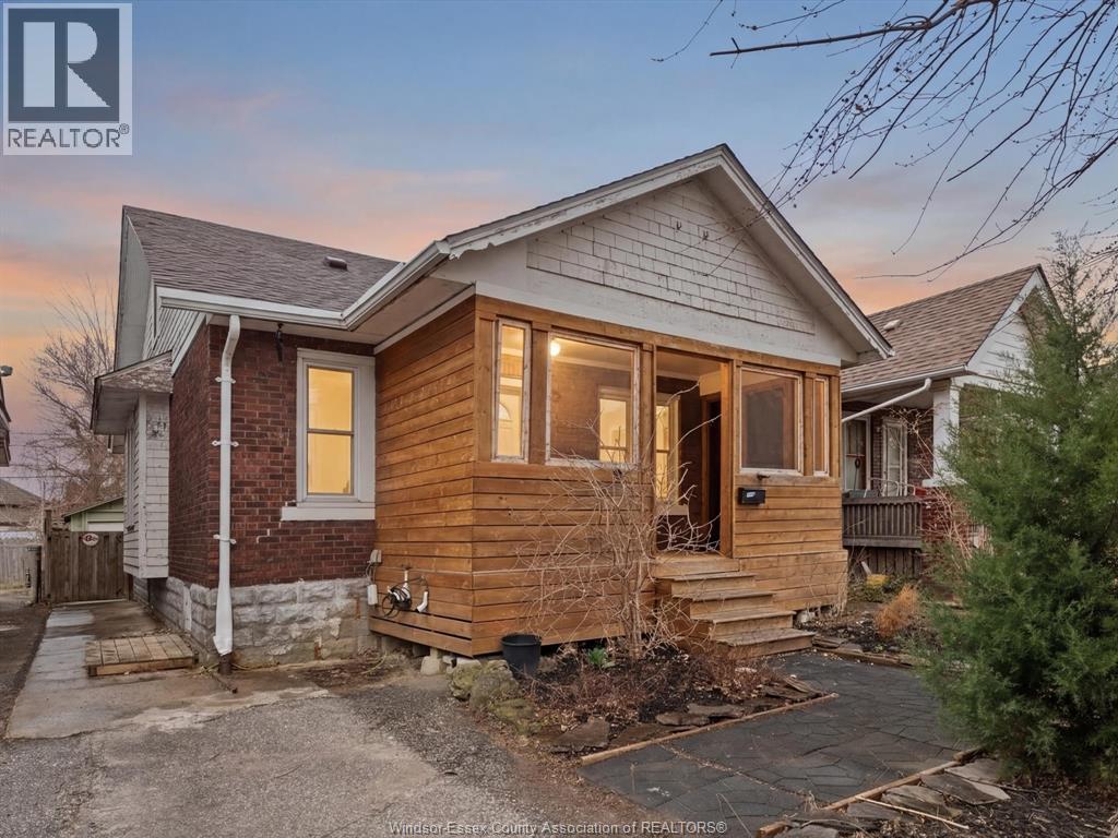 1448 Dufferin Place, Windsor, Ontario  N8X 3K4 - Photo 1 - 26007168