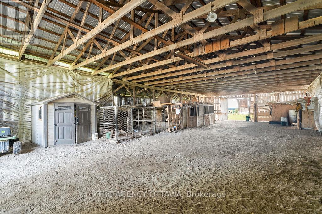 9420 Parkway Road, Ottawa, Ontario  K0A 1V0 - Photo 16 - X12927110