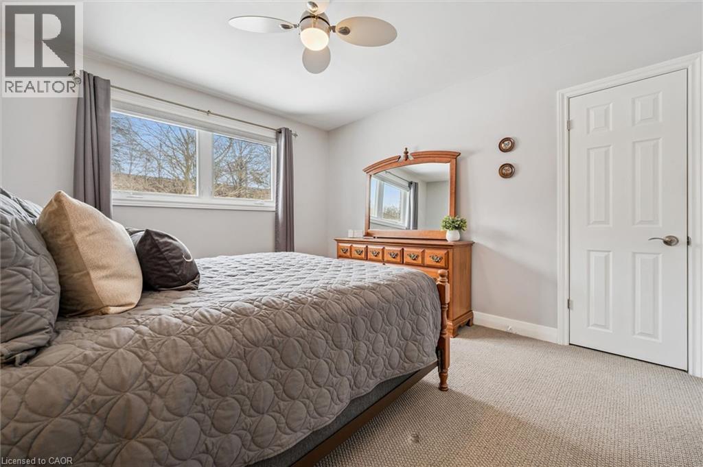 390 Dumfries Avenue, Kitchener, Ontario  N2H 2G1 - Photo 17 - 40818027