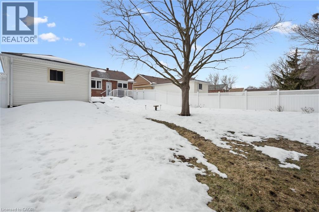 390 Dumfries Avenue, Kitchener, Ontario  N2H 2G1 - Photo 32 - 40818027