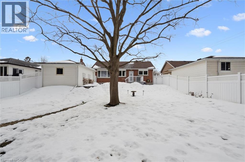 390 Dumfries Avenue, Kitchener, Ontario  N2H 2G1 - Photo 33 - 40818027