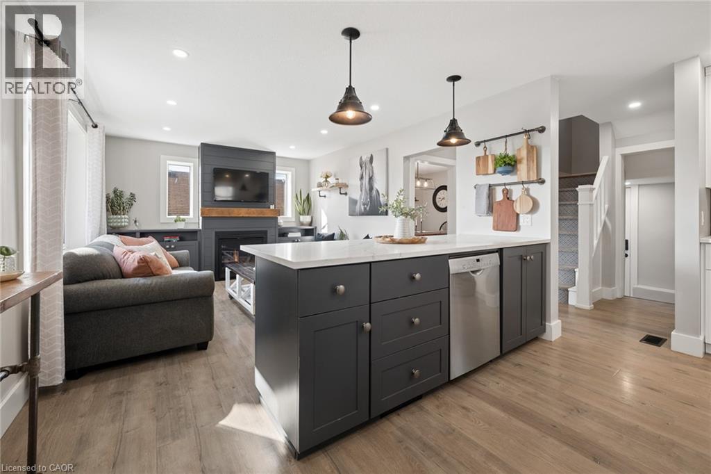 17 Barclay Avenue, Kitchener, Ontario  N2M 4B2 - Photo 3 - 40817820