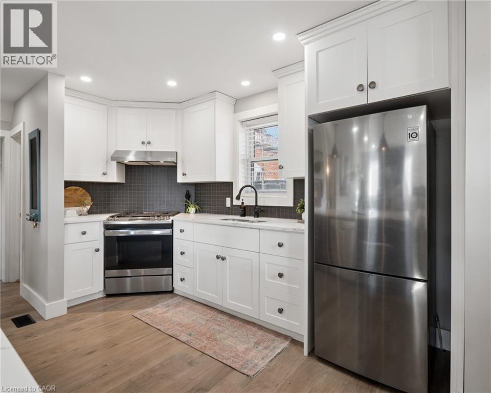 17 Barclay Avenue, Kitchener, Ontario  N2M 4B2 - Photo 7 - 40817820