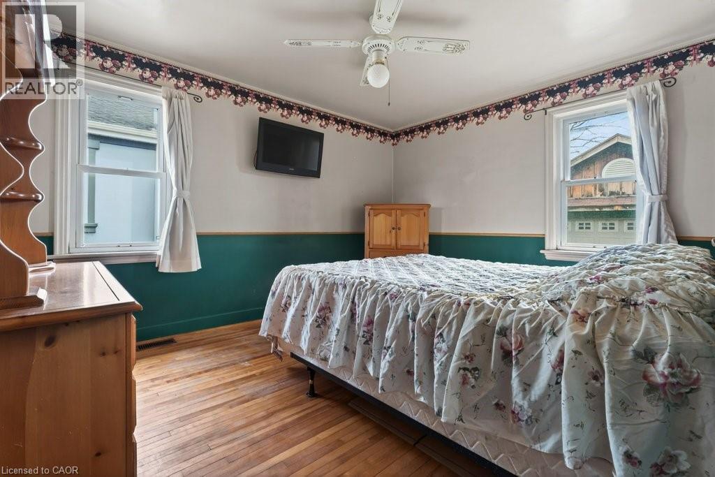 69 West 4th Street, Hamilton, Ontario  L9C 3M6 - Photo 13 - 40815419