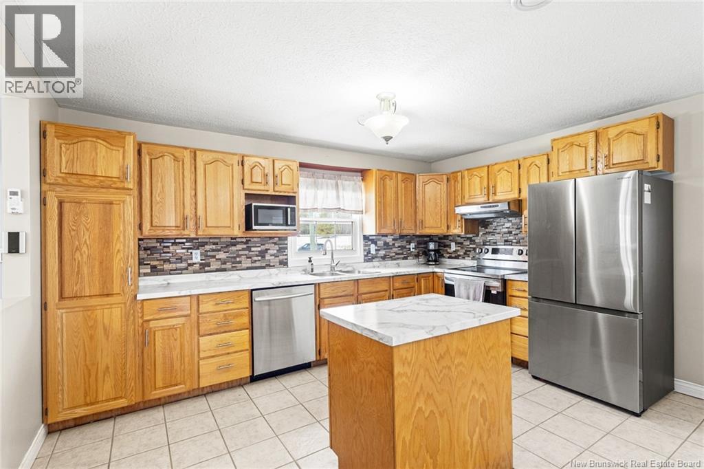 27 Bridge Street, Minto, New Brunswick  E4B 2W9 - Photo 12 - NB136579