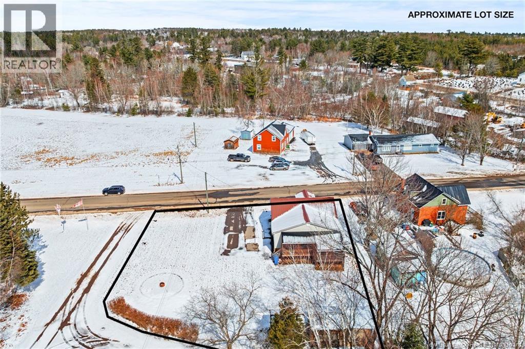 27 Bridge Street, Minto, New Brunswick  E4B 2W9 - Photo 5 - NB136579