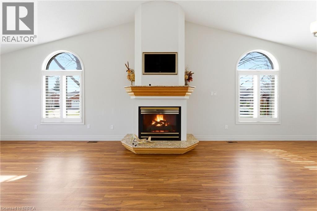 1 Daffodil Court, Brantford, Ontario  N3R 7T1 - Photo 7 - 40816674