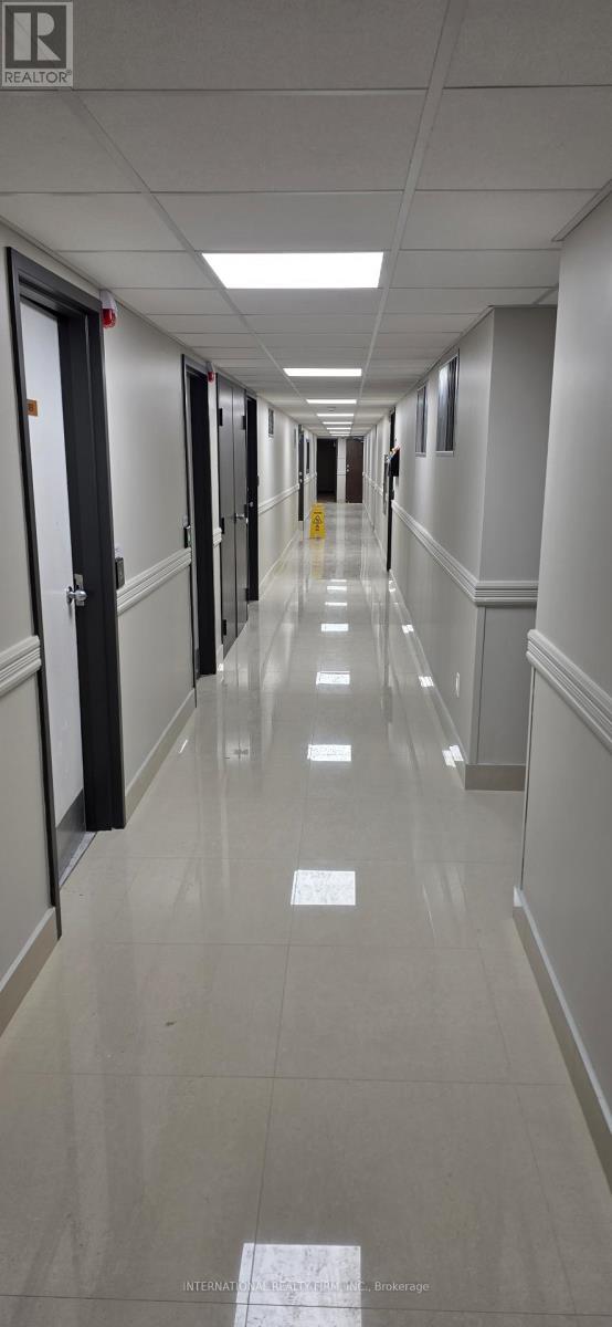 812 - 2929 Aquitaine Avenue, Mississauga, Ontario  L5N 2C7 - Photo 38 - W12962926