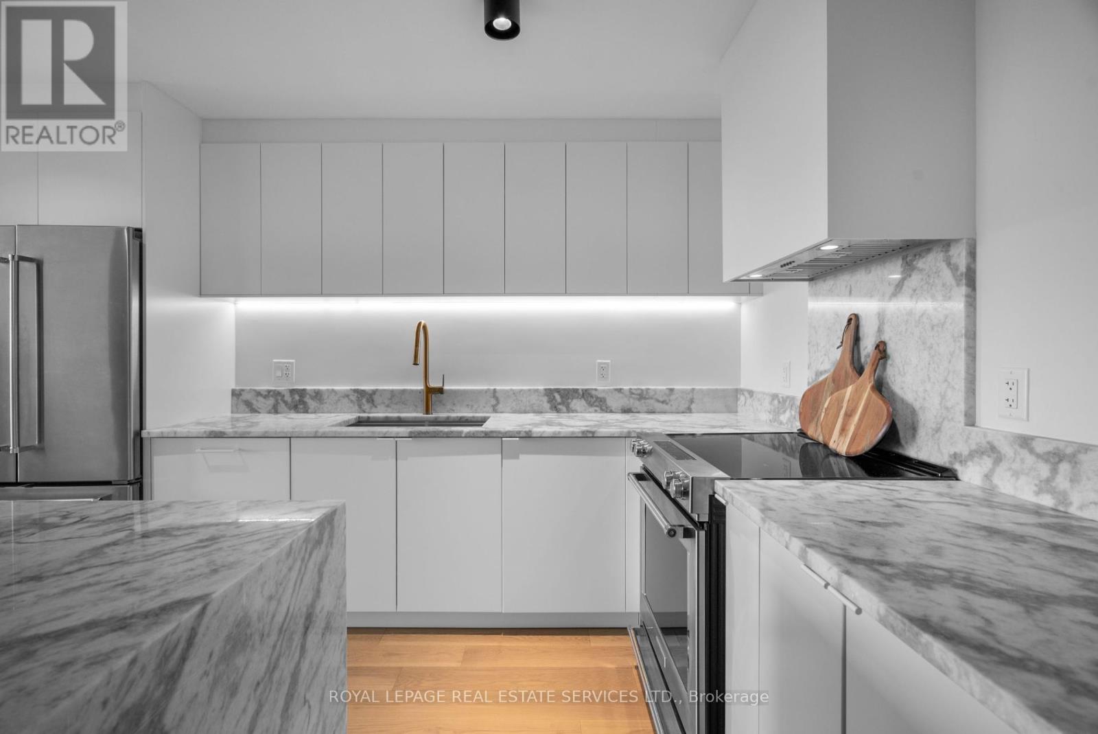 1005 - 1320 Islington Avenue, Toronto, Ontario  M9A 5C6 - Photo 11 - W12962940