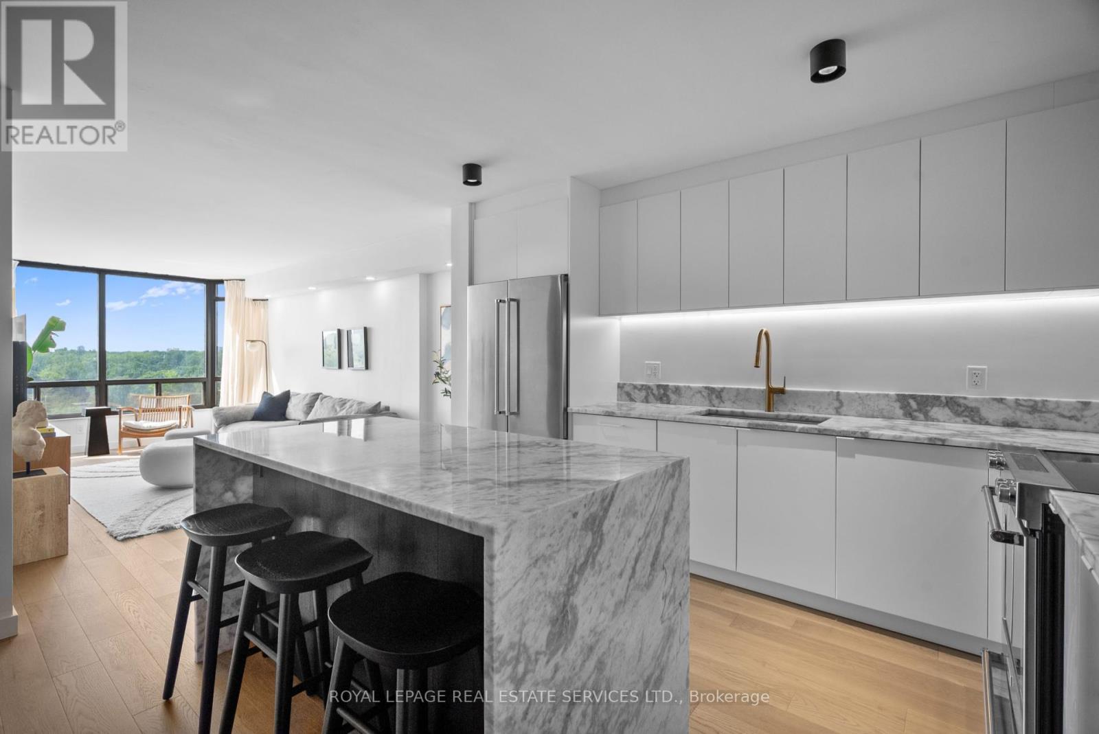 1005 - 1320 Islington Avenue, Toronto, Ontario  M9A 5C6 - Photo 12 - W12962940