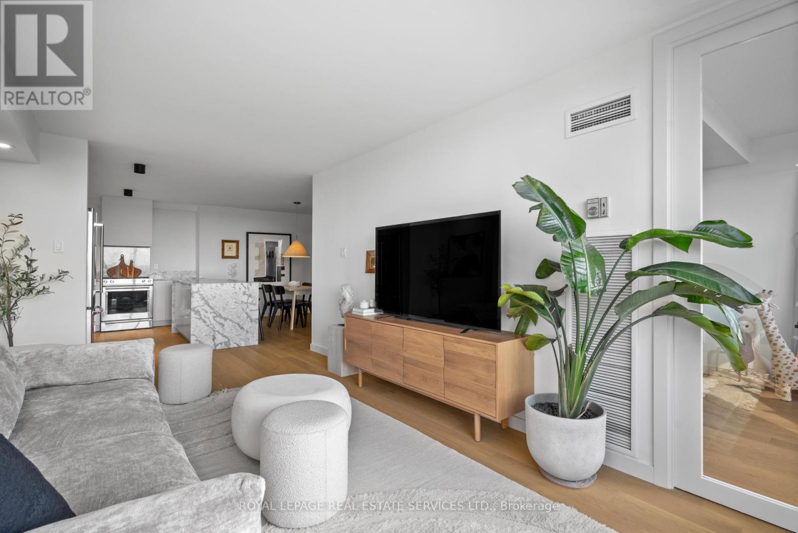 1005 - 1320 Islington Avenue, Toronto, Ontario  M9A 5C6 - Photo 18 - W12962940