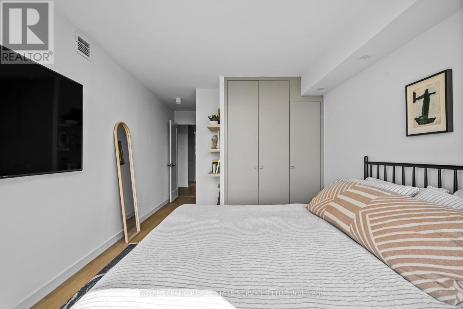 1005 - 1320 Islington Avenue, Toronto, Ontario  M9A 5C6 - Photo 31 - W12962940