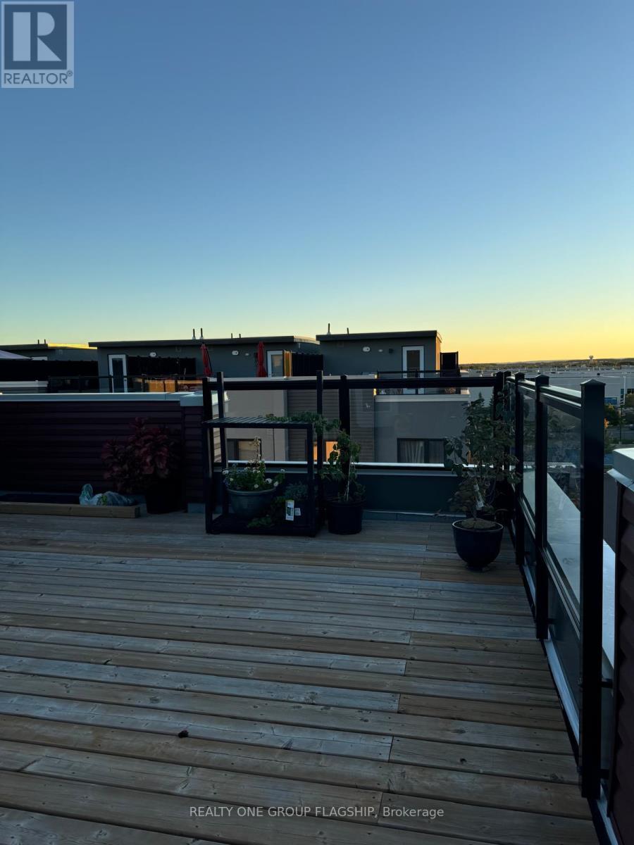 11 - 3421 Ridgeway Drive, Mississauga, Ontario  L5L 5T3 - Photo 11 - W12962956