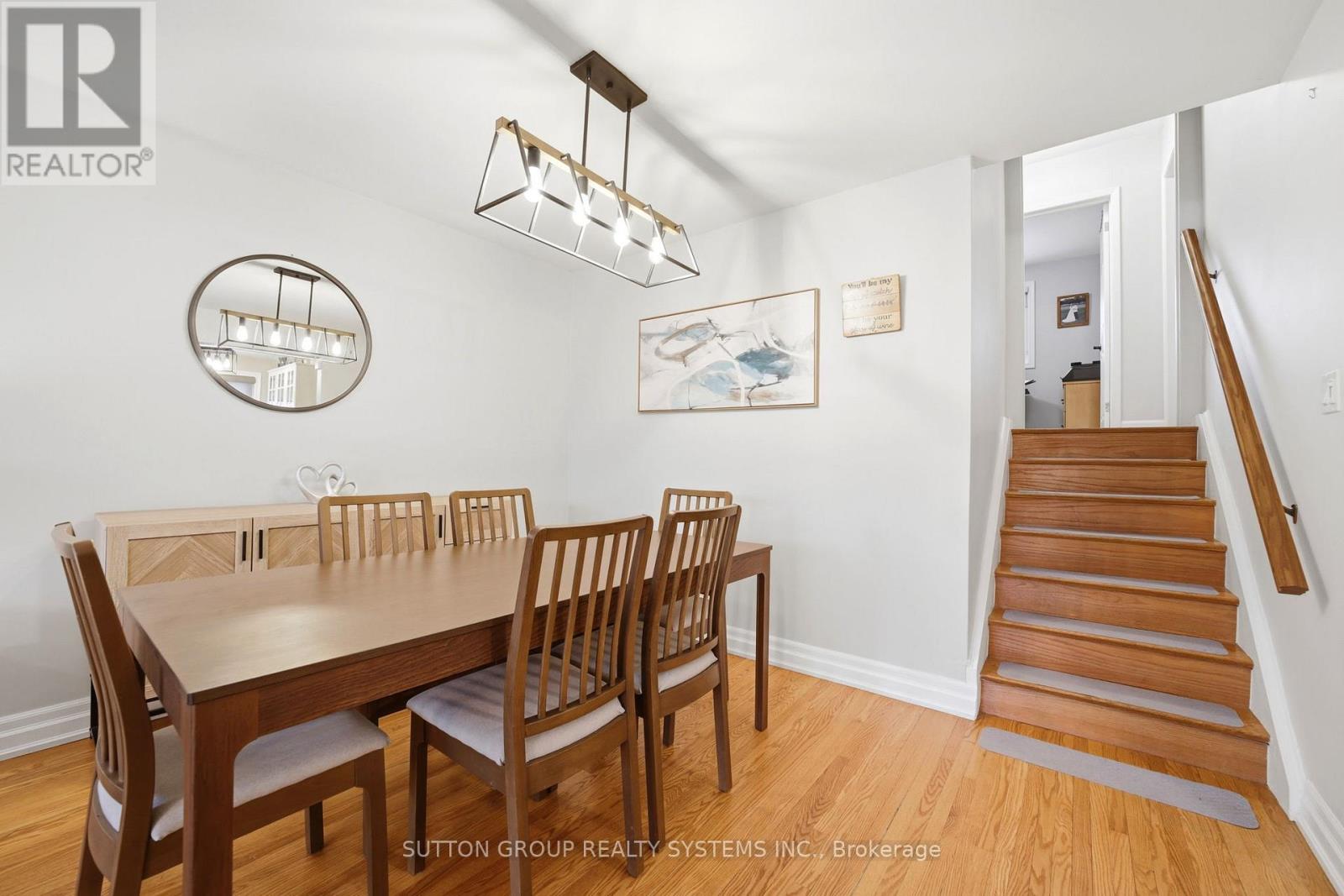 1535 Thetford Court, Mississauga, Ontario  L5J 3N2 - Photo 12 - W12962966