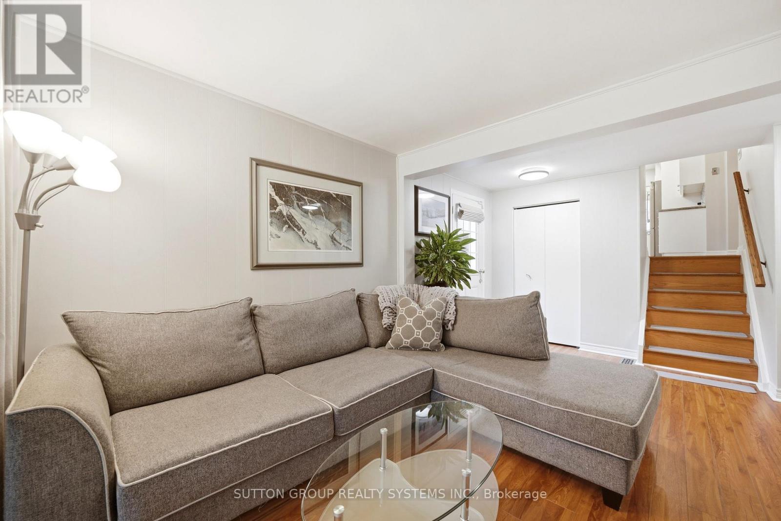 1535 Thetford Court, Mississauga, Ontario  L5J 3N2 - Photo 15 - W12962966