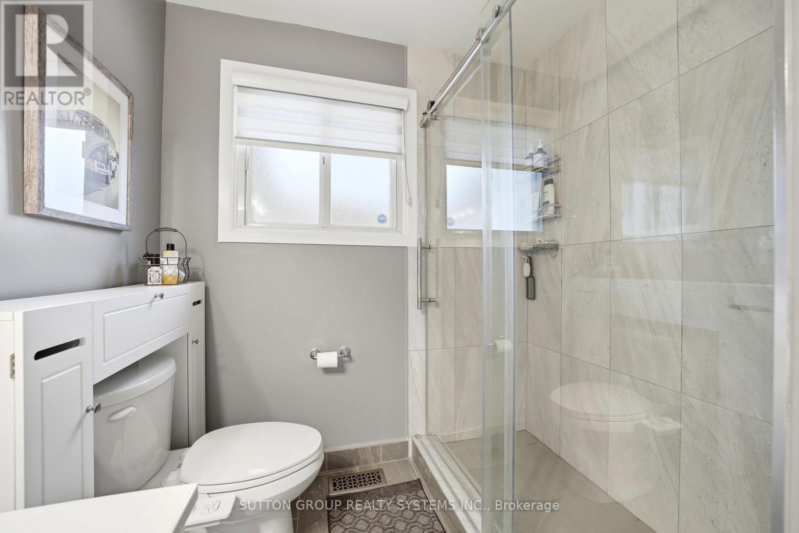 1535 Thetford Court, Mississauga, Ontario  L5J 3N2 - Photo 17 - W12962966