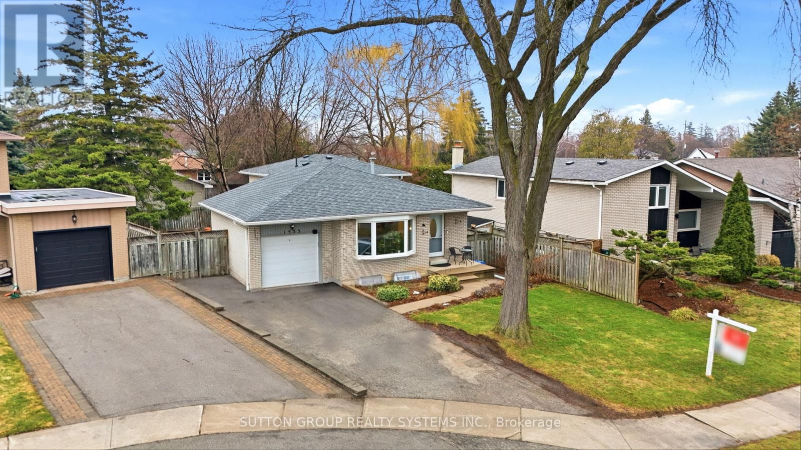 1535 Thetford Court, Mississauga, Ontario  L5J 3N2 - Photo 31 - W12962966