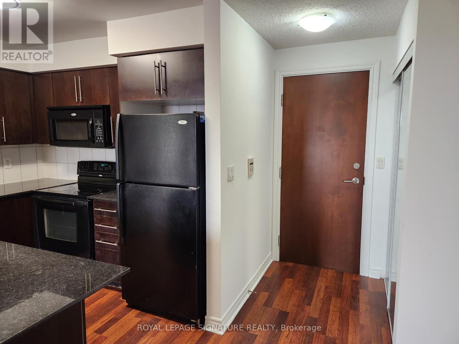 3009 - 310 Burnhamthorpe Road W, Mississauga, Ontario  L5B 4P9 - Photo 11 - W12962972