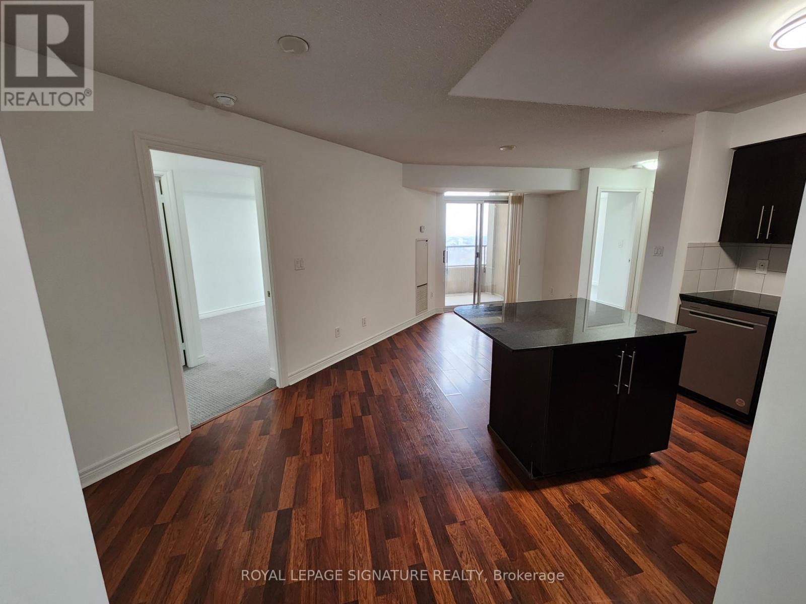 3009 - 310 Burnhamthorpe Road W, Mississauga, Ontario  L5B 4P9 - Photo 5 - W12962972