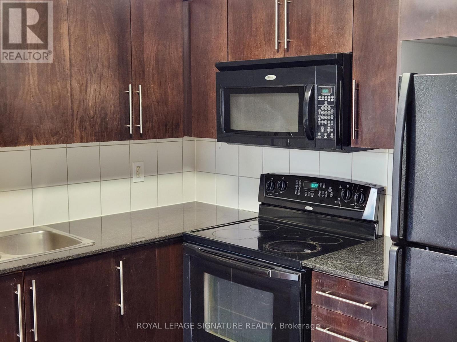 3009 - 310 Burnhamthorpe Road W, Mississauga, Ontario  L5B 4P9 - Photo 8 - W12962972