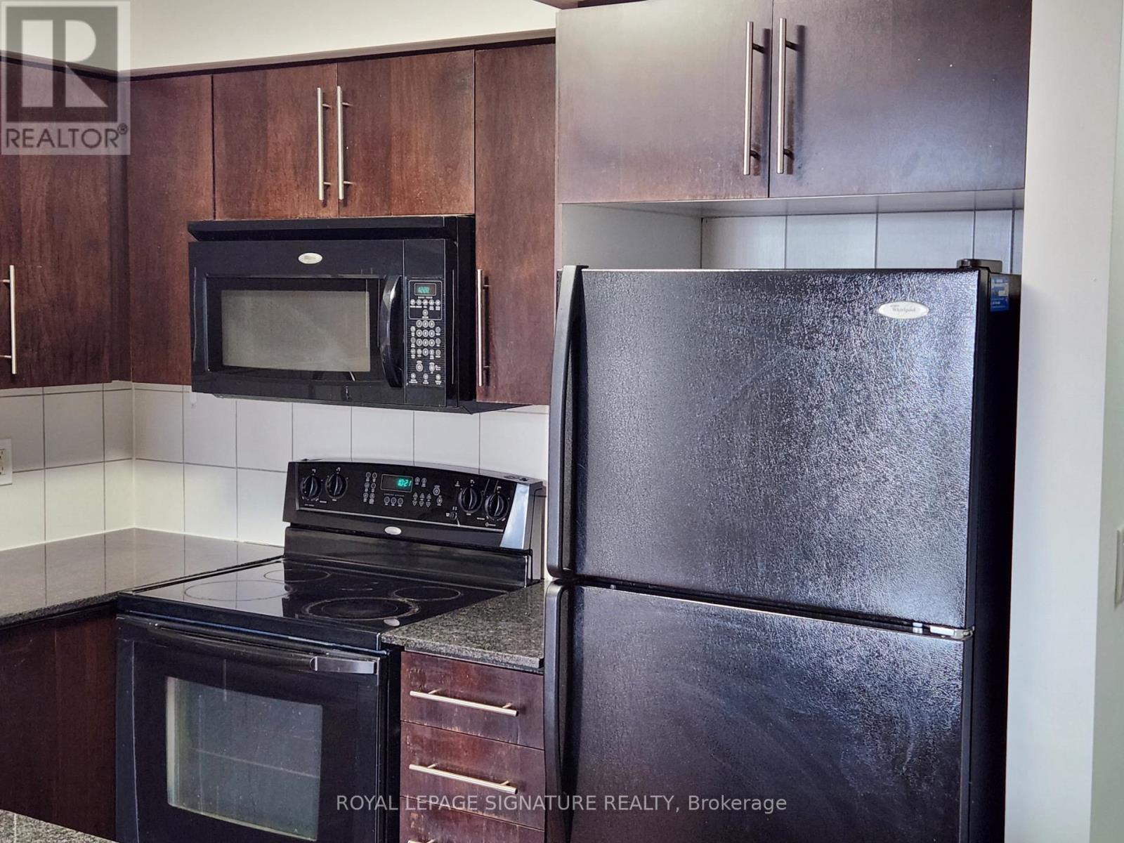 3009 - 310 Burnhamthorpe Road W, Mississauga, Ontario  L5B 4P9 - Photo 9 - W12962972