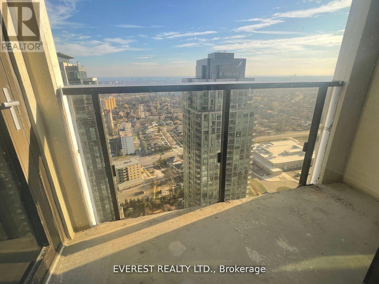 3307 - 36 Elm Drive W, Mississauga, Ontario  L5B 0N3 - Photo 10 - W12962988