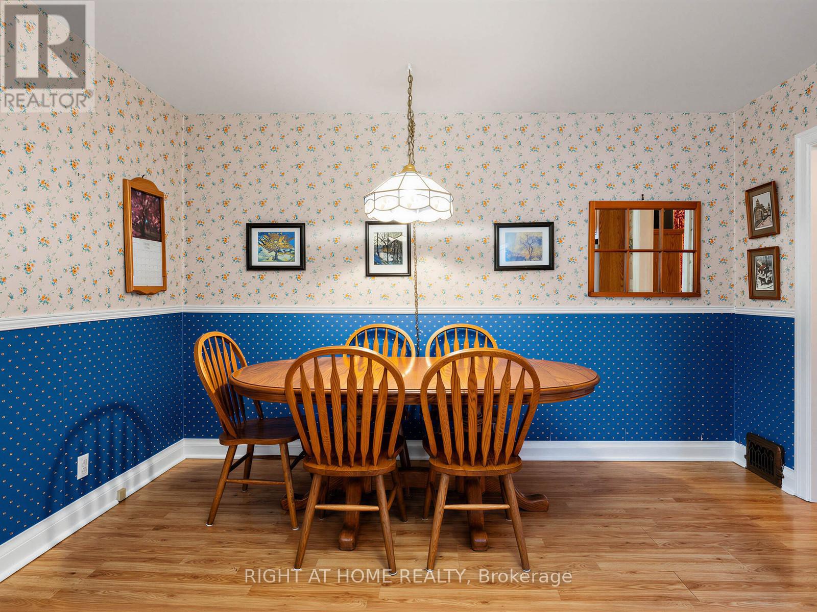 84 Shanly Street, Toronto, Ontario  M6H 1S7 - Photo 14 - W12963010