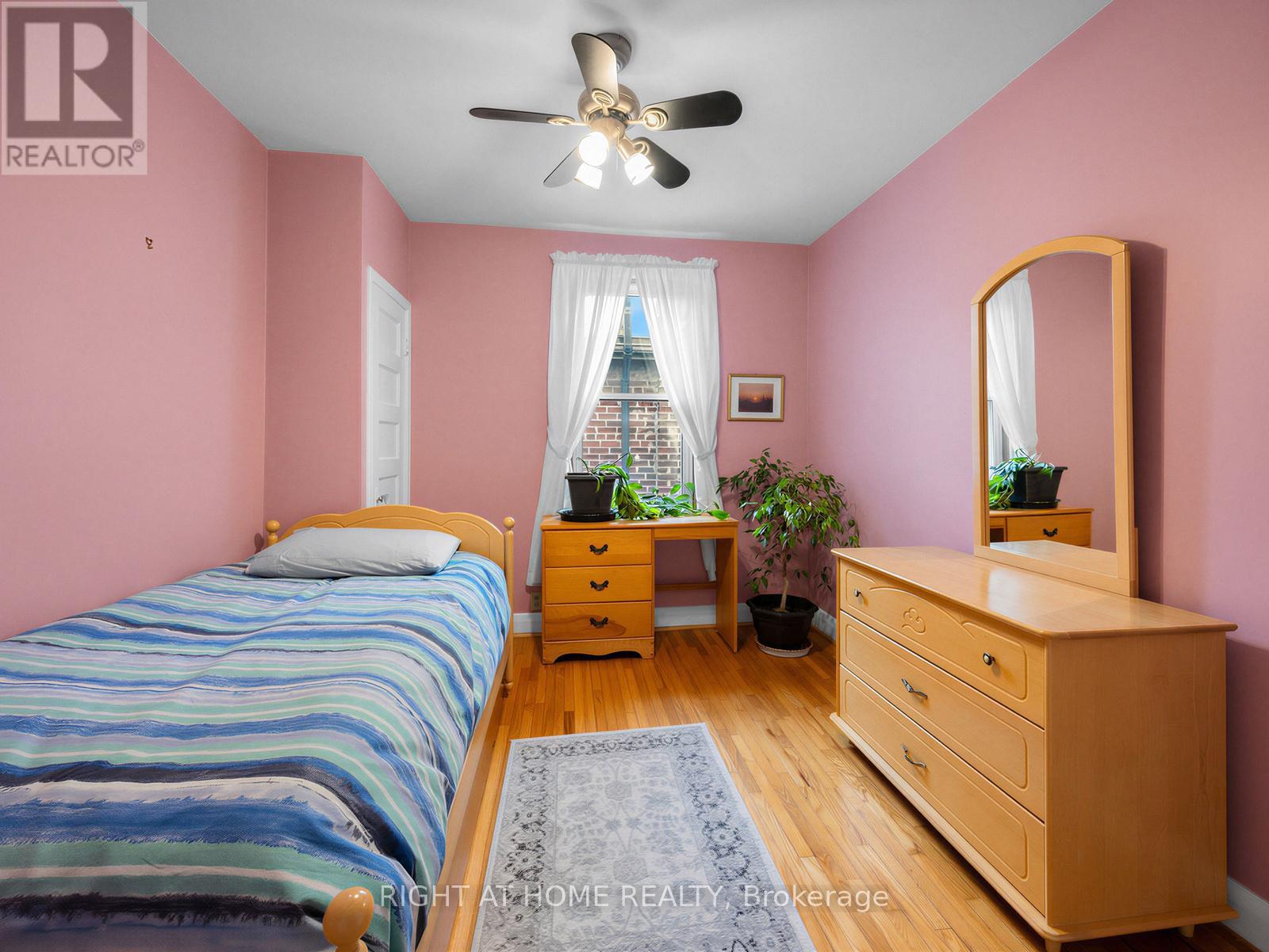 84 Shanly Street, Toronto, Ontario  M6H 1S7 - Photo 21 - W12963010