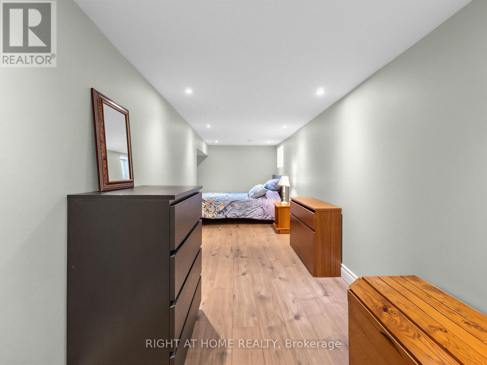 84 Shanly Street, Toronto, Ontario  M6H 1S7 - Photo 30 - W12963010