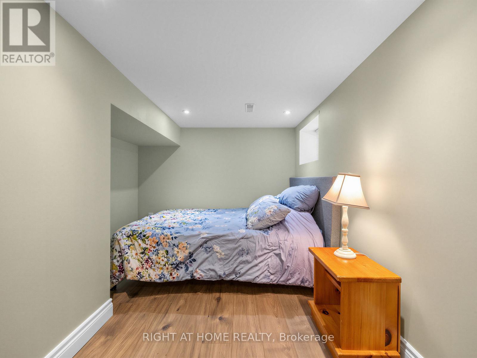 84 Shanly Street, Toronto, Ontario  M6H 1S7 - Photo 31 - W12963010