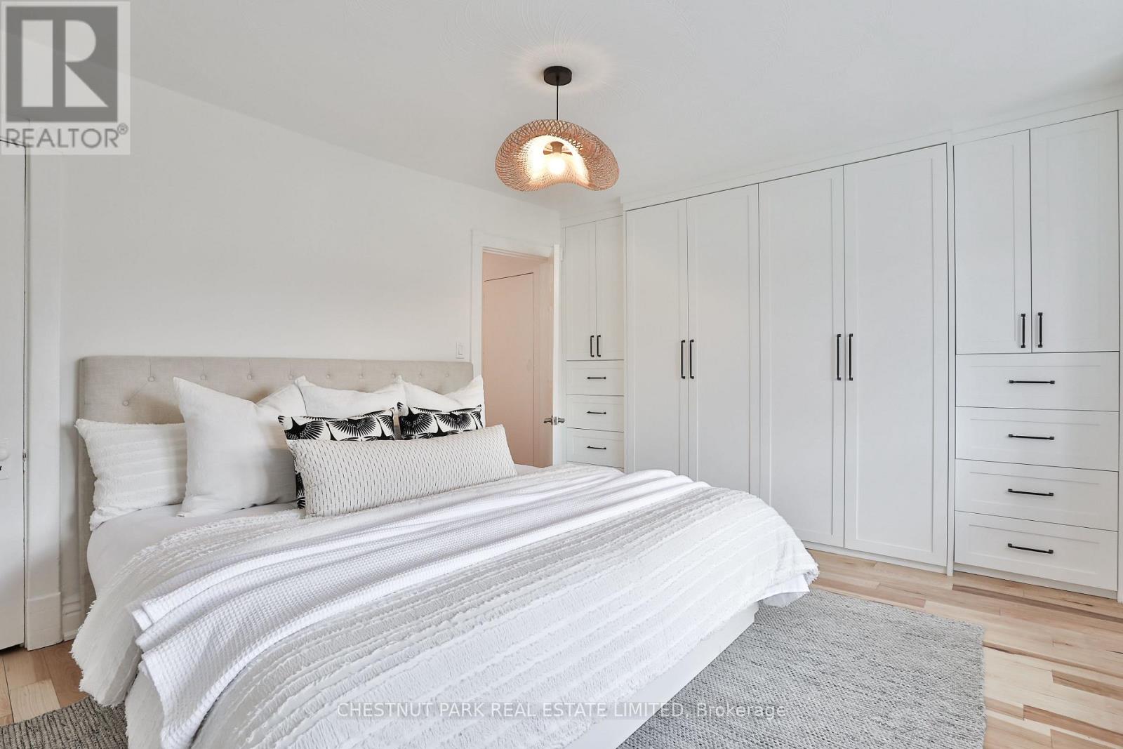 560 Gladstone Avenue, Toronto, Ontario  M6H 3J2 - Photo 24 - W12963050