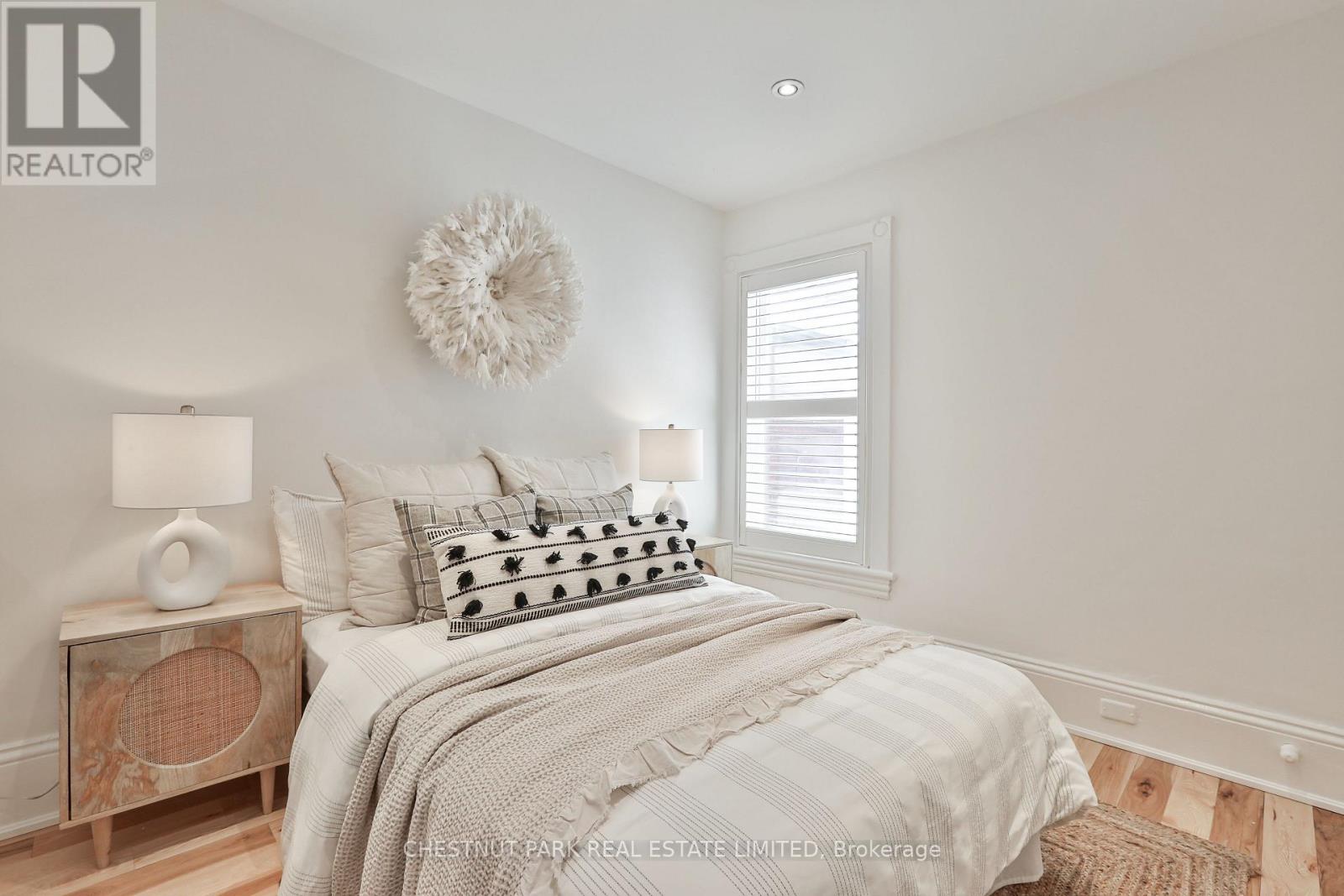 560 Gladstone Avenue, Toronto, Ontario  M6H 3J2 - Photo 26 - W12963050