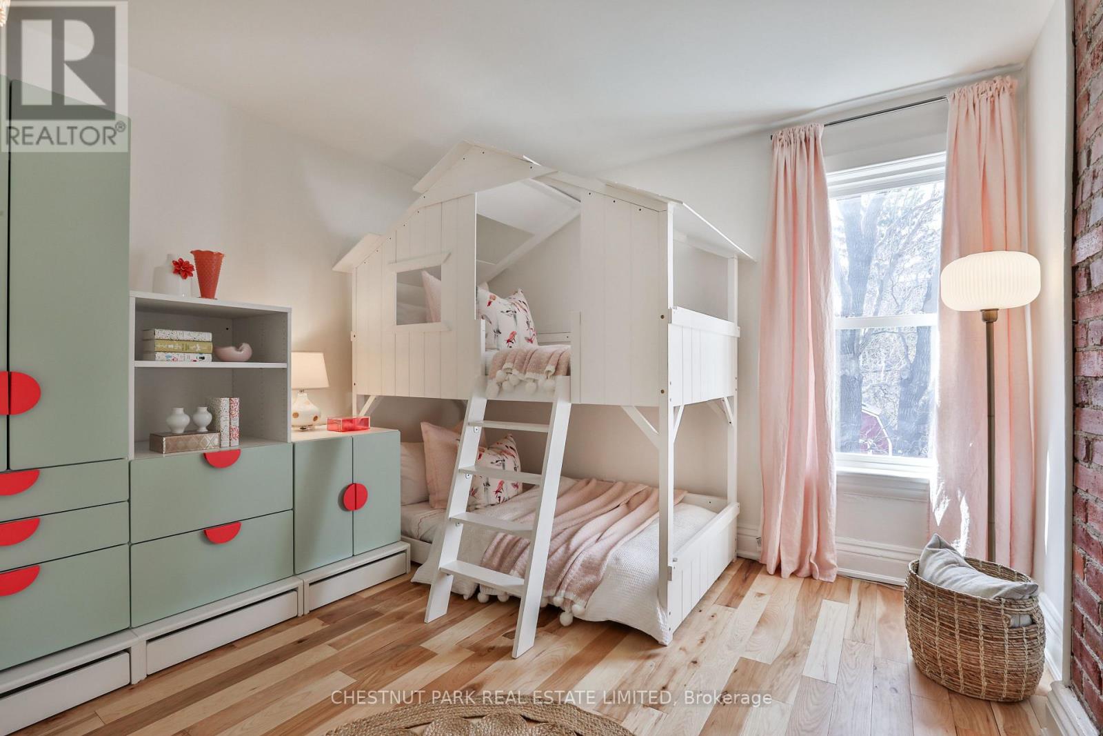 560 Gladstone Avenue, Toronto, Ontario  M6H 3J2 - Photo 27 - W12963050