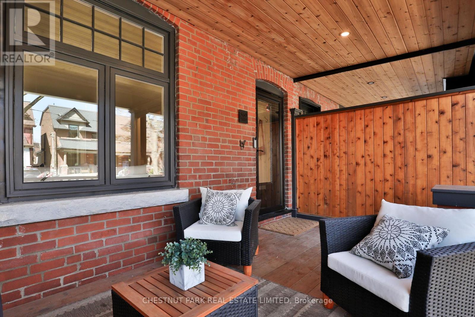 560 Gladstone Avenue, Toronto, Ontario  M6H 3J2 - Photo 3 - W12963050