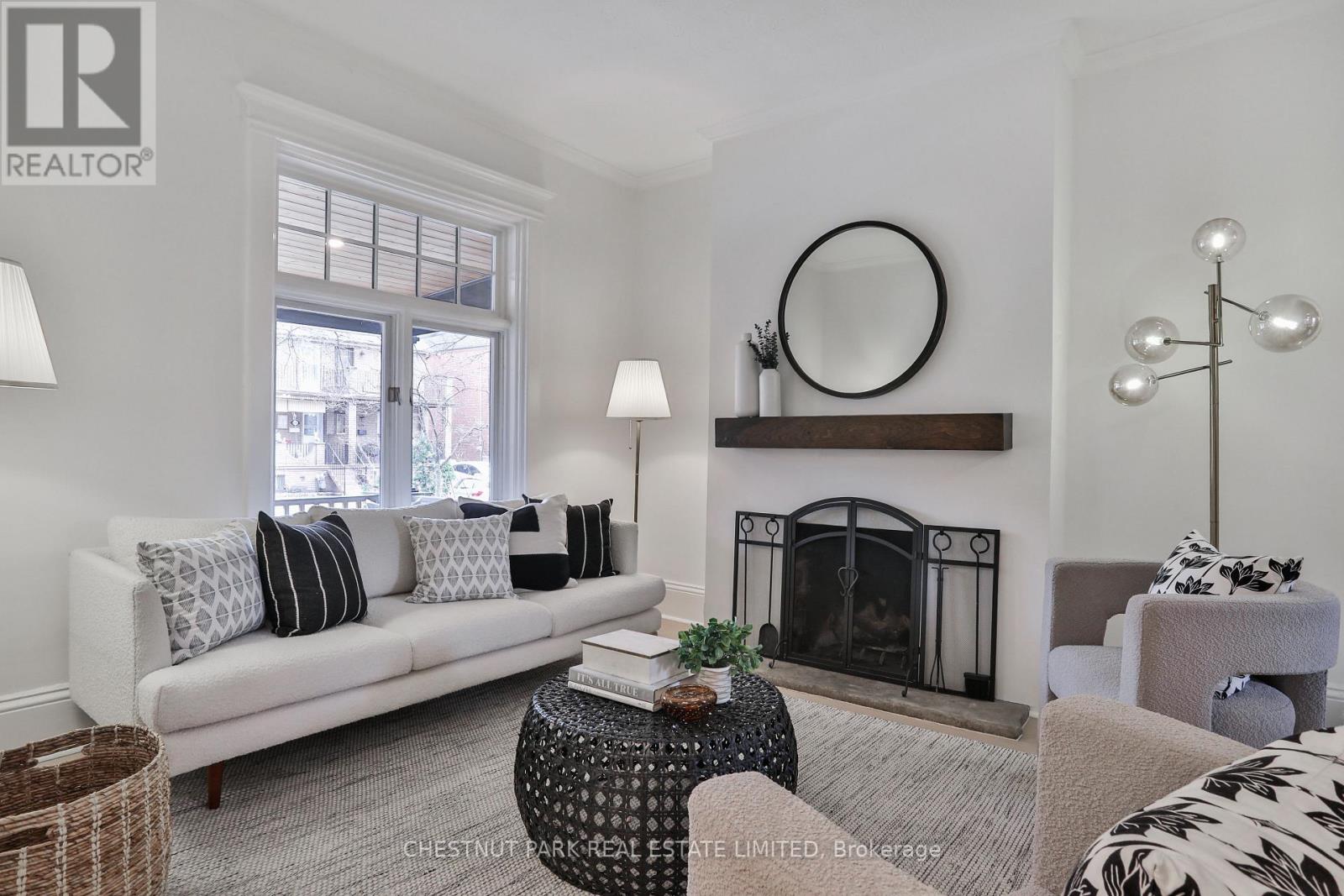 560 Gladstone Avenue, Toronto, Ontario  M6H 3J2 - Photo 6 - W12963050