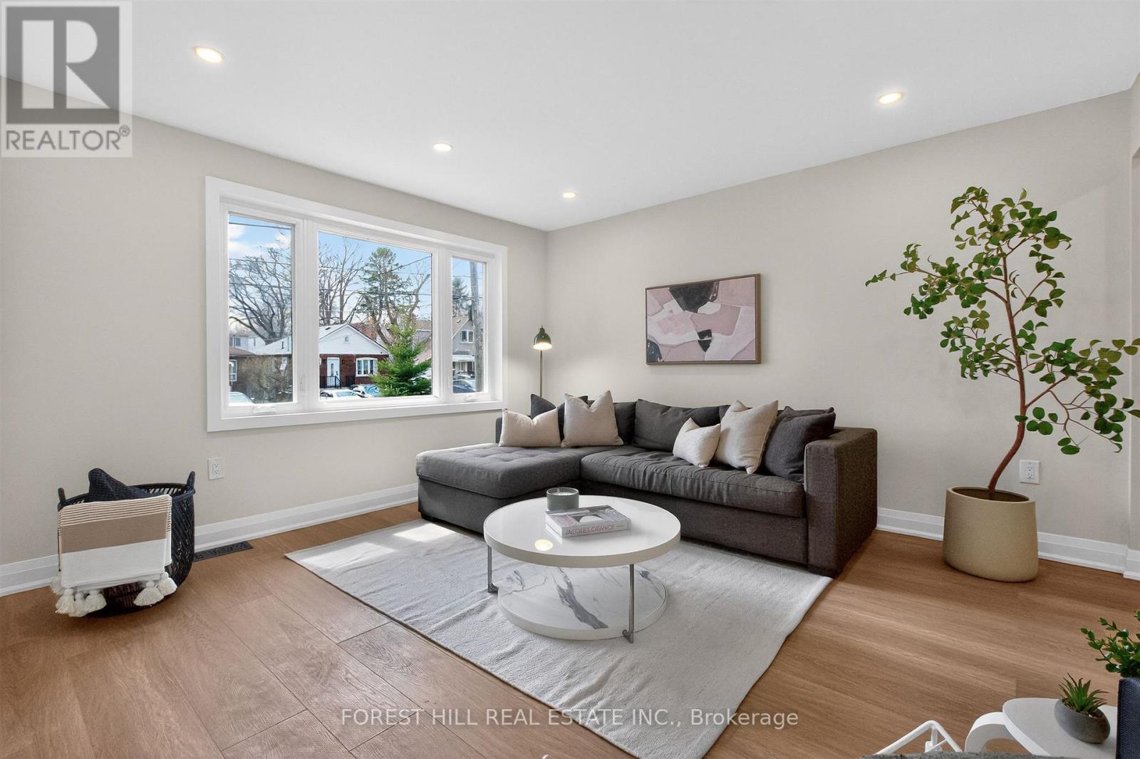 17 Alexander Street, Toronto, Ontario  M8V 2K7 - Photo 3 - W12963098