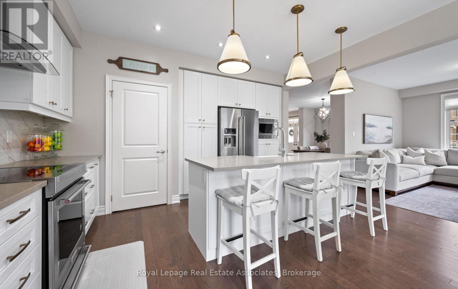 1285 Raspberry Terrace, Milton, Ontario  L9E 1N2 - Photo 10 - W12963120