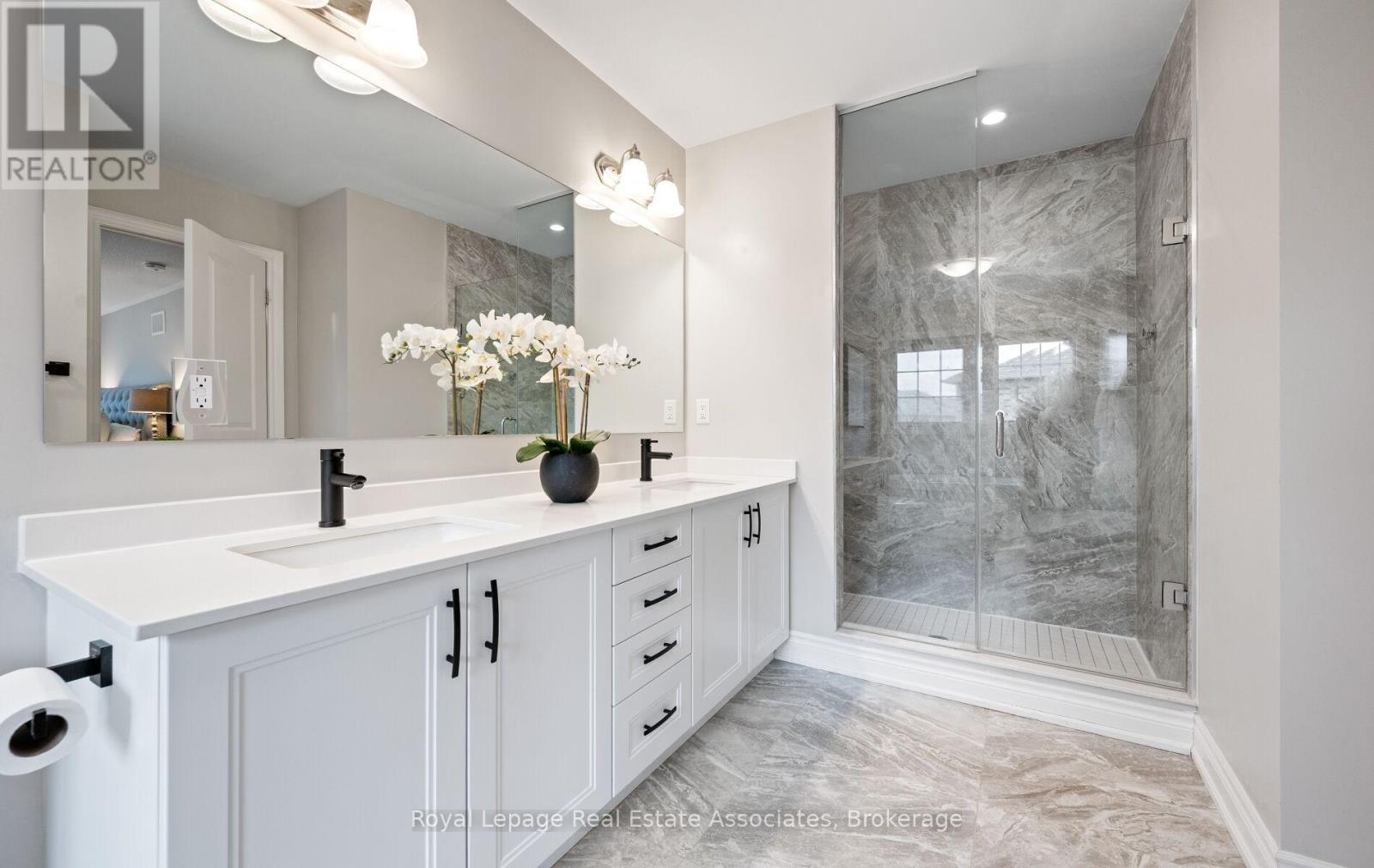 1285 Raspberry Terrace, Milton, Ontario  L9E 1N2 - Photo 27 - W12963120