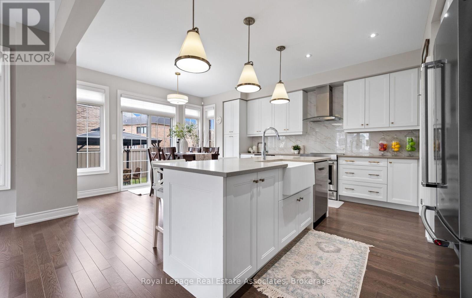 1285 Raspberry Terrace, Milton, Ontario  L9E 1N2 - Photo 5 - W12963120