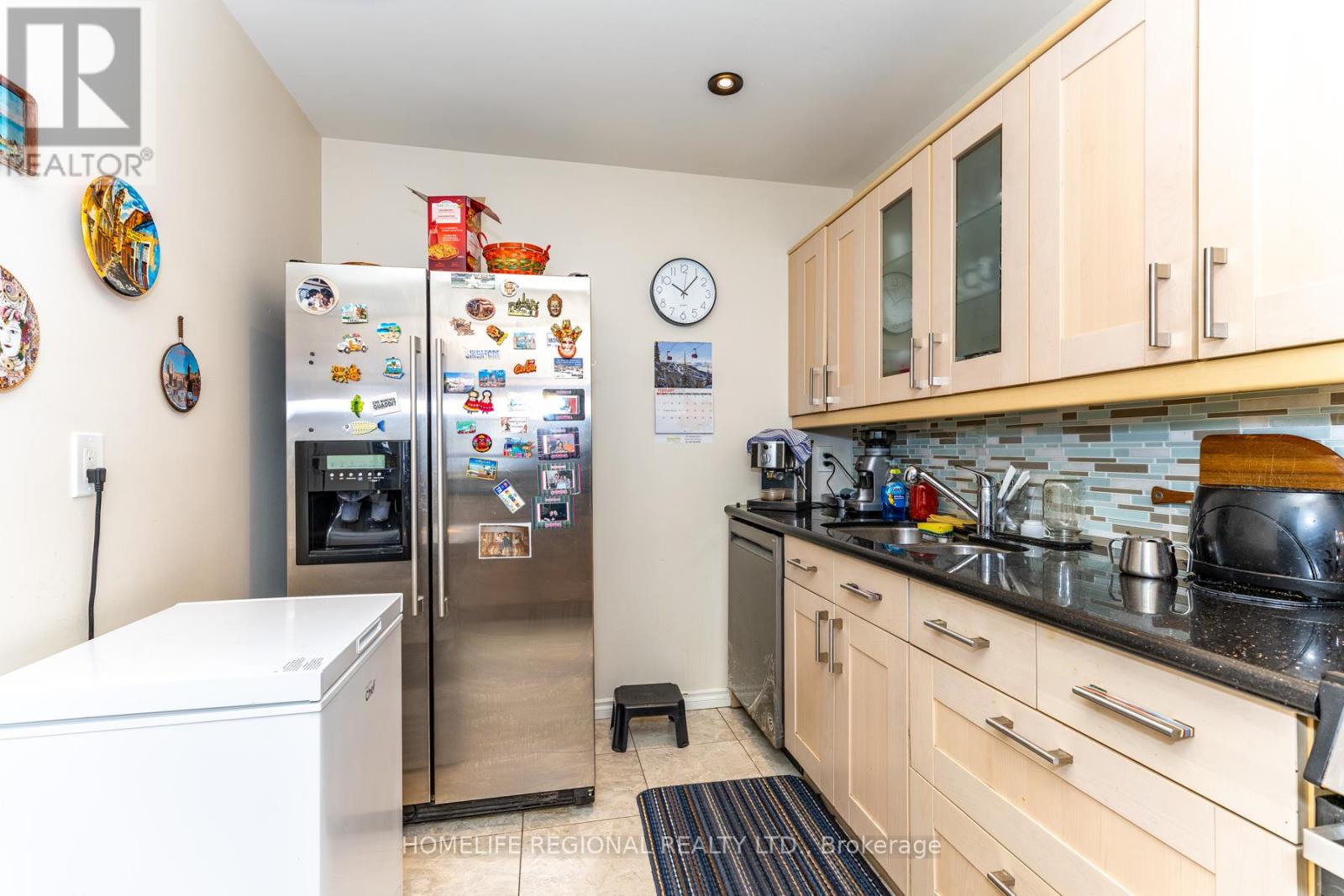 Ph24-2414 - 10 Martha Eaton Way, Toronto, Ontario  M6M 5B3 - Photo 14 - W12963128