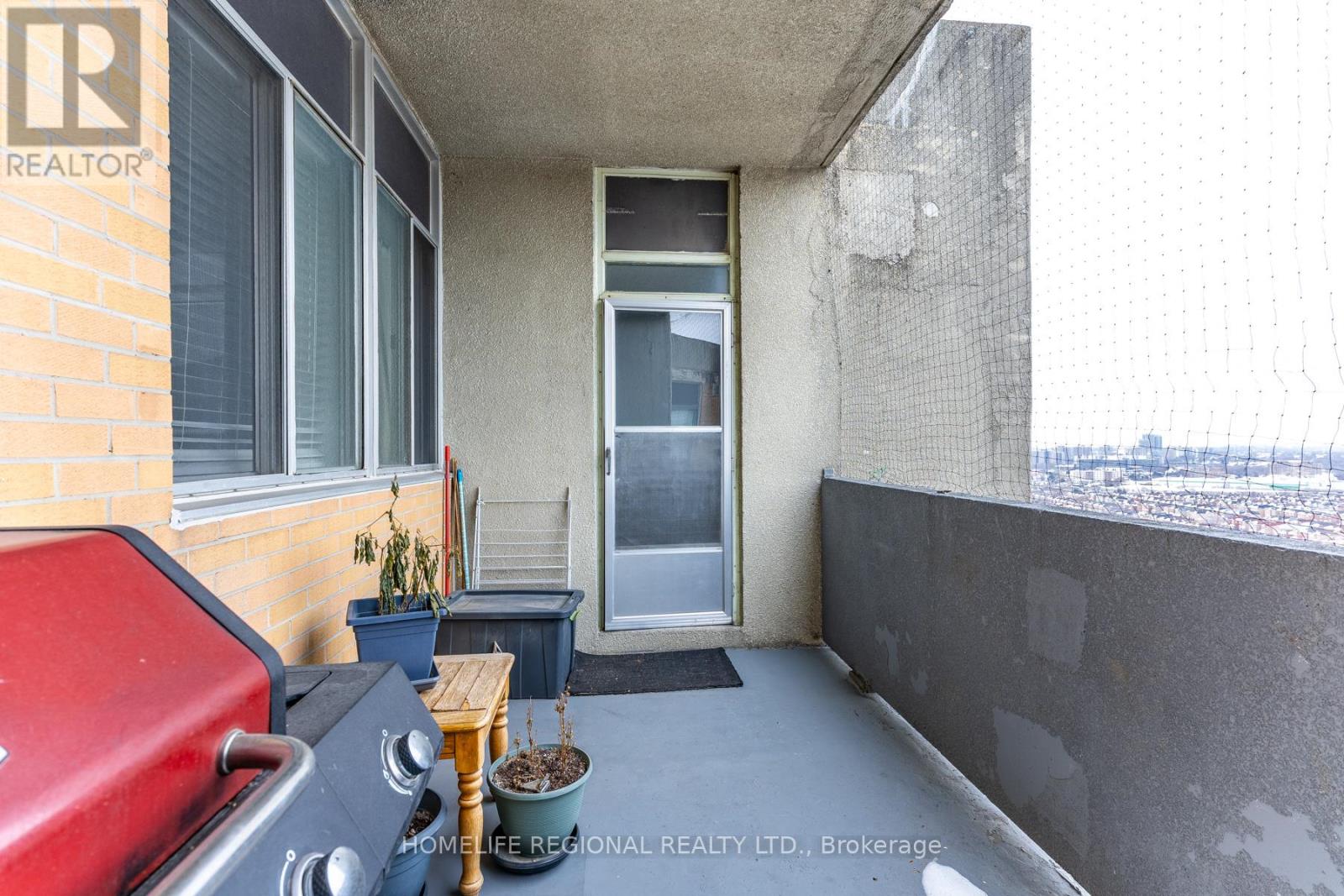 Ph24-2414 - 10 Martha Eaton Way, Toronto, Ontario  M6M 5B3 - Photo 24 - W12963128