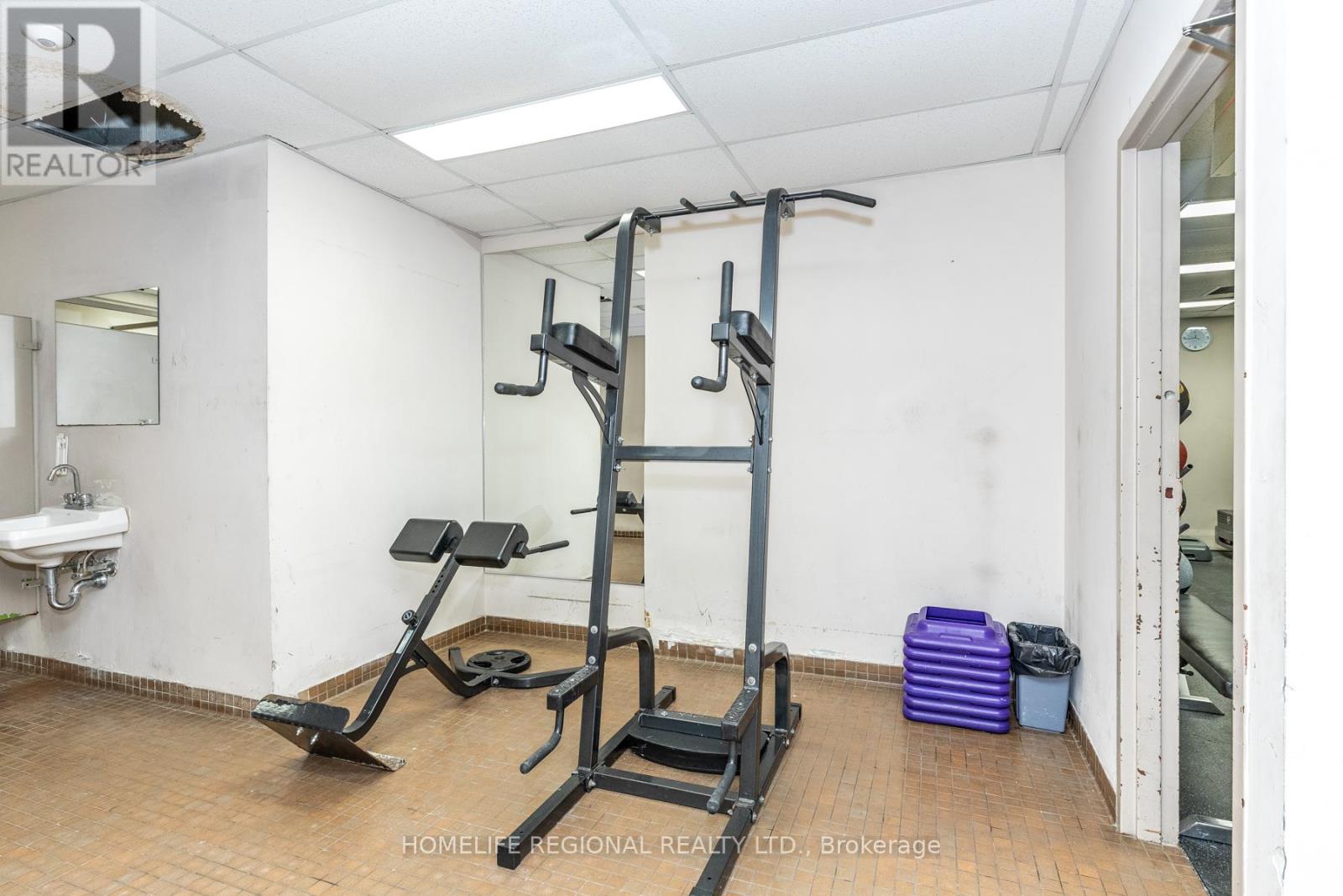 Ph24-2414 - 10 Martha Eaton Way, Toronto, Ontario  M6M 5B3 - Photo 28 - W12963128