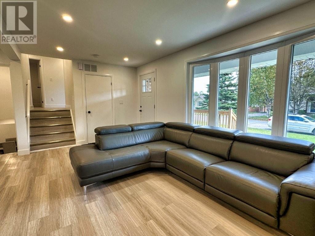 64 Parkway Place, Terrace Bay, Ontario  P0T 2W0 - Photo 10 - TB253038