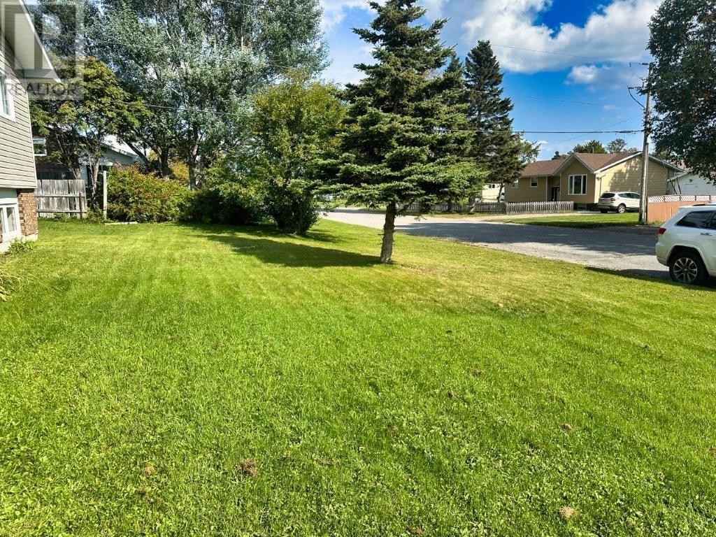 64 Parkway Place, Terrace Bay, Ontario  P0T 2W0 - Photo 2 - TB253038