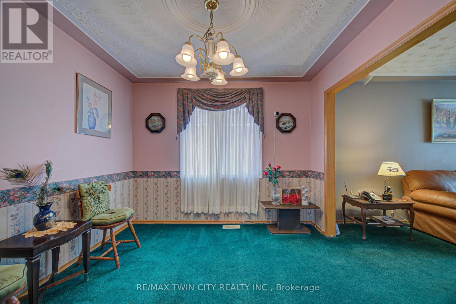 489 Northlake Drive, Waterloo, Ontario  N2V 1V5 - Photo 11 - X12962948