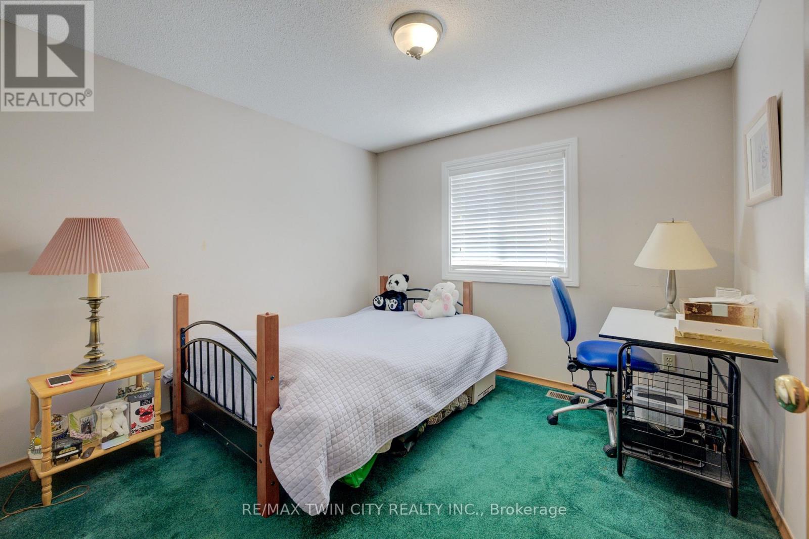 489 Northlake Drive, Waterloo, Ontario  N2V 1V5 - Photo 21 - X12962948