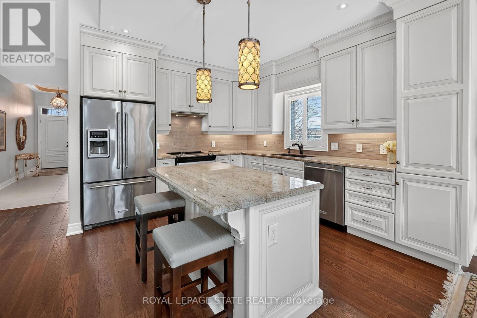 1 Cedar Drive, Niagara-On-The-Lake, Ontario  L0S 1J1 - Photo 14 - X12962952